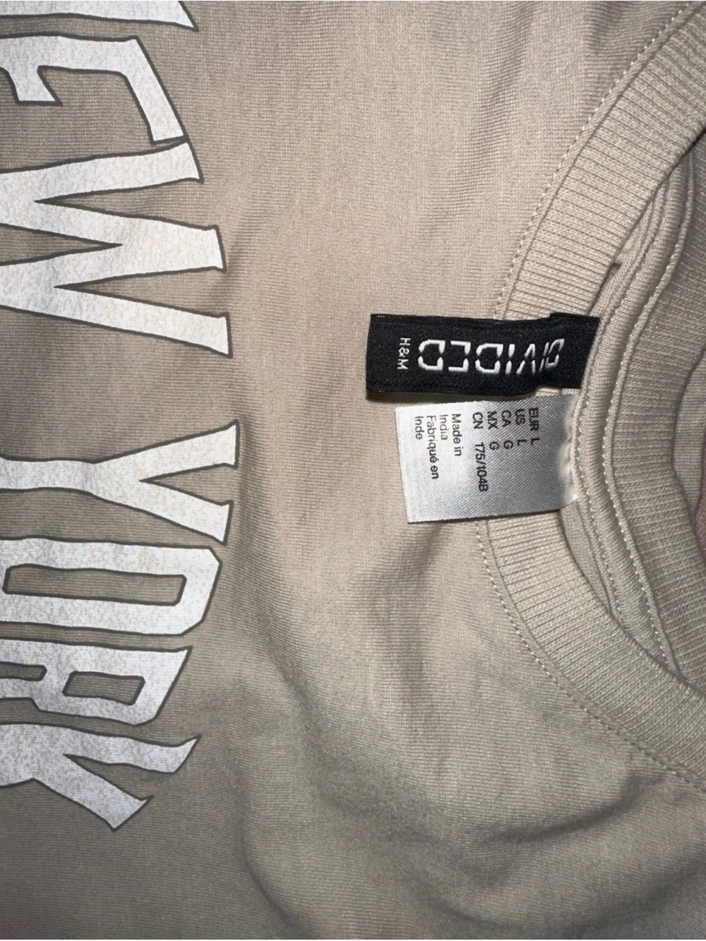 H&M Beige Graphic Crop Top